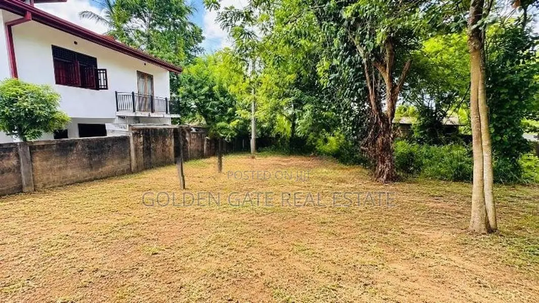 Kadawatha Ganemulla Road Best Residential Land for Sale
