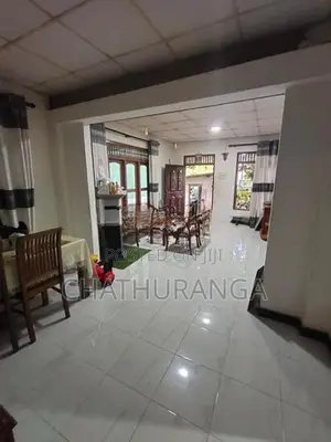 Two Story House Sale Near Highway Kadawatha