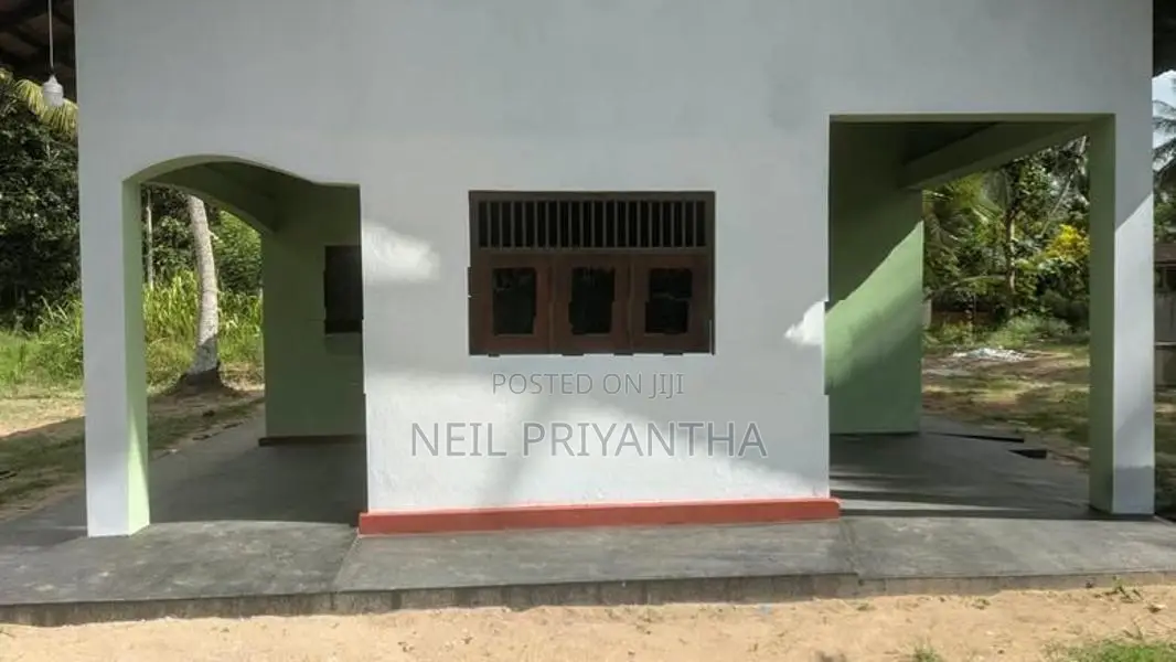 Brand New House with Land for Sale - Pannala, Makandura