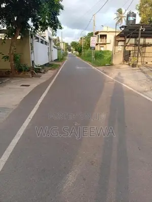 Land for Sale Seeduwa Village Colombo Negambo Main Road 100 Mts
