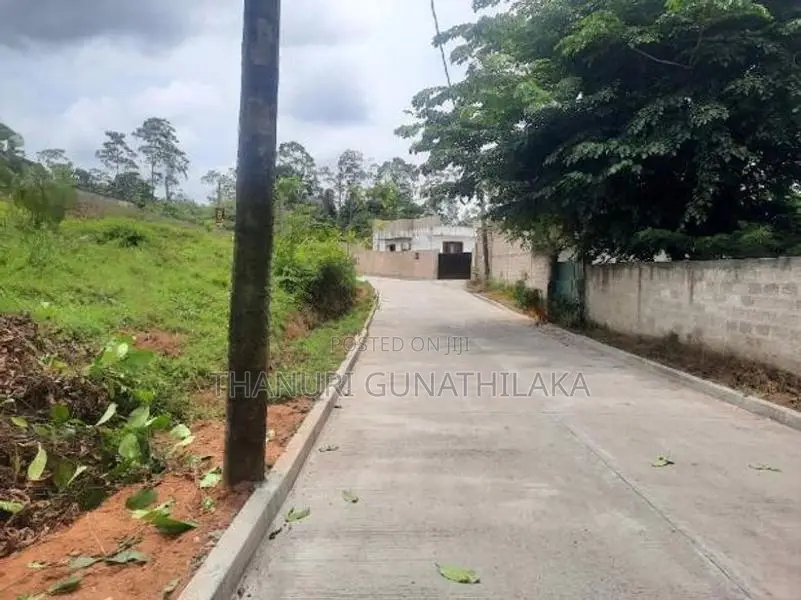 Land for Sale in Matugama