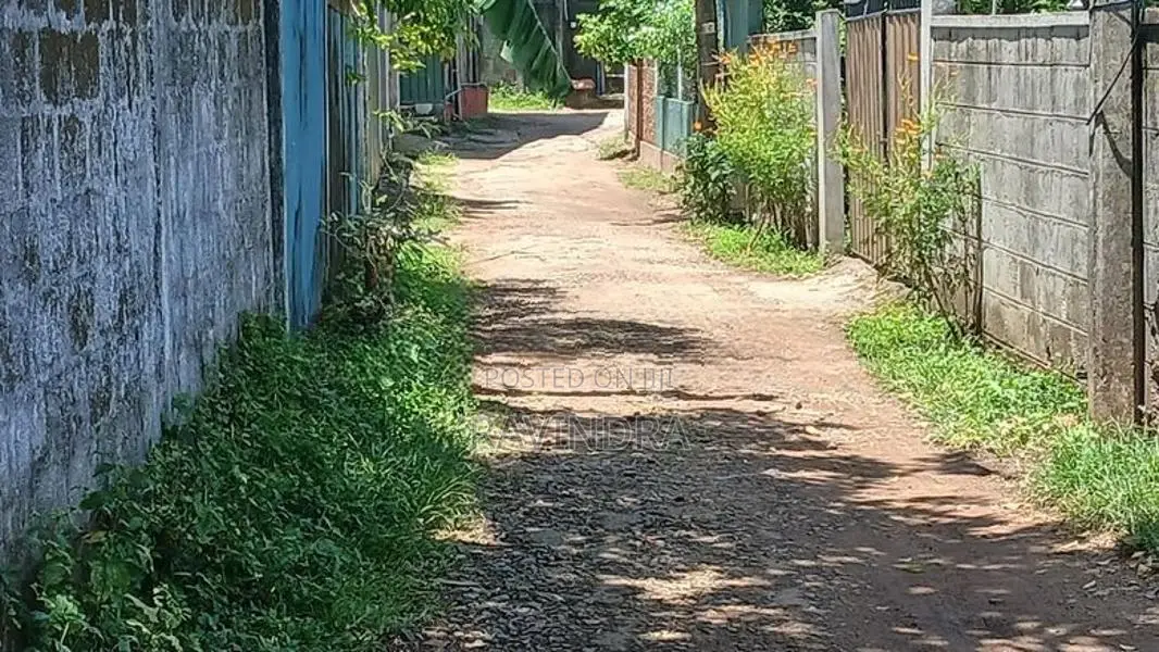 Land for Sale Gangarama Road Piliyandala