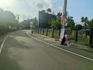 තලගල බෙරුකැටිය බිම් කොටස් විකිණීමට