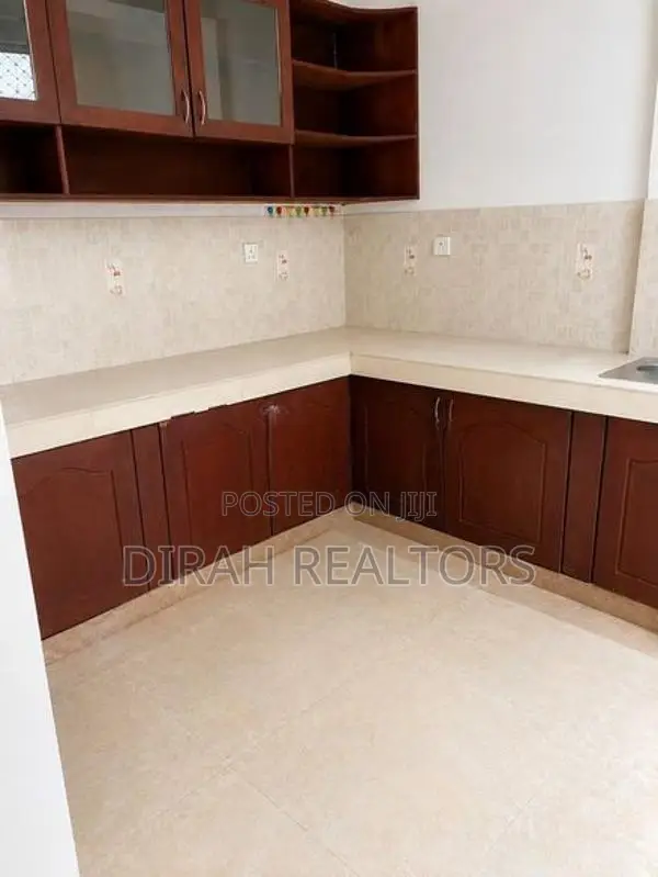 3BR House for Rent | Colombo 05 (ZR-0002)