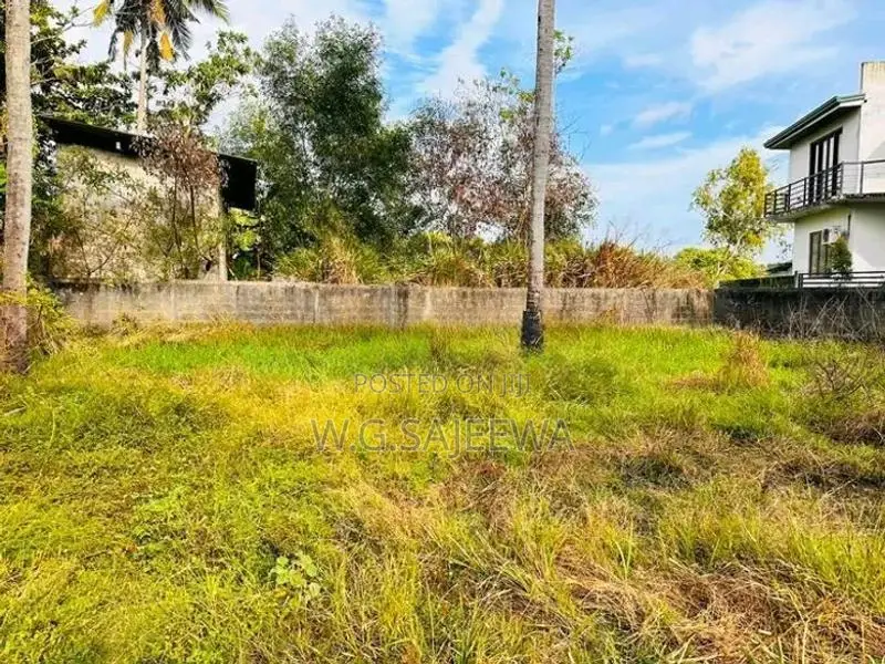 10.5 Perch Land for Sale in Ja Ela,ekala