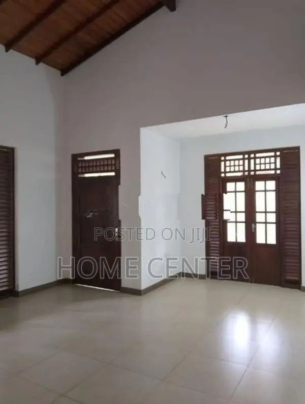 4BHK Two Storey House For Rent In Ja-Ela