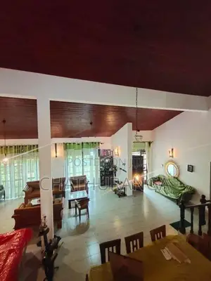 6 Bedrooms House Sale Kadawatha Near Highway