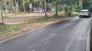 Land for Sale in Athurugiriya Boralugoda Road