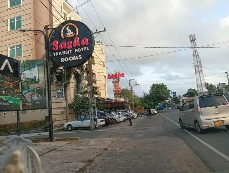 Main Road Facing House for Sale in Seeduwa Town