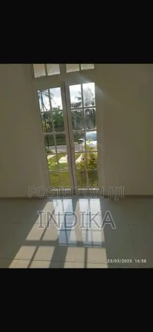 Prime Residencies Apartment, The Palace Miriswatta