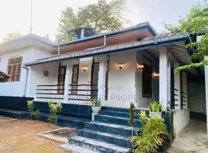 single storey house sale Negombo - 15 perches