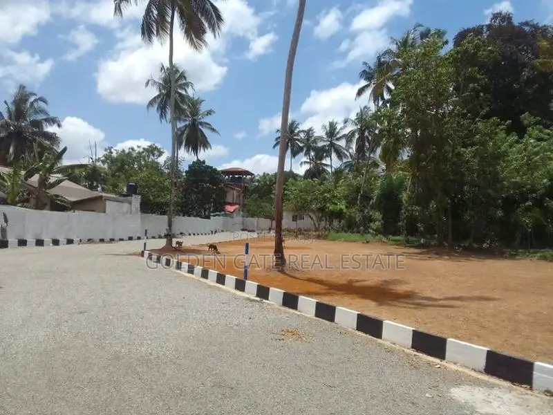 Yakkala Residential Land Plot for Sale