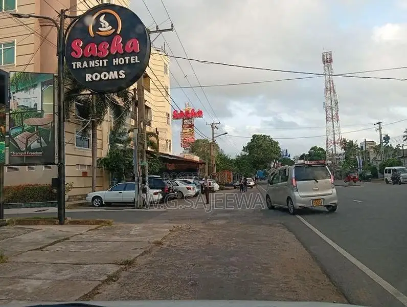 Land for Sale Seeduwa Village Colombo Main Road 100M Facing