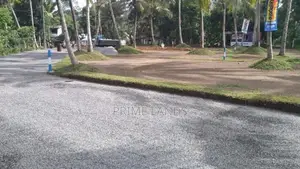 Land for Sale in Athurugiriya Boralugoda Road