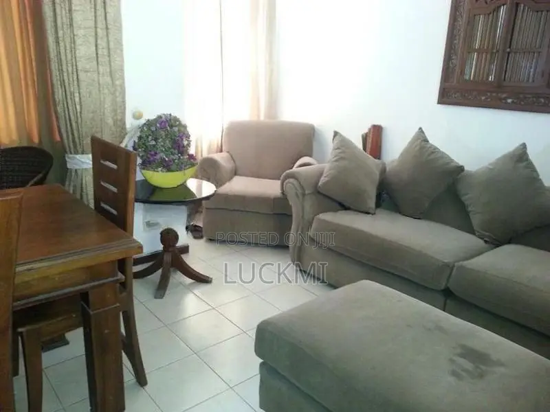 Furnished Apartment For Rent – Colombo 4