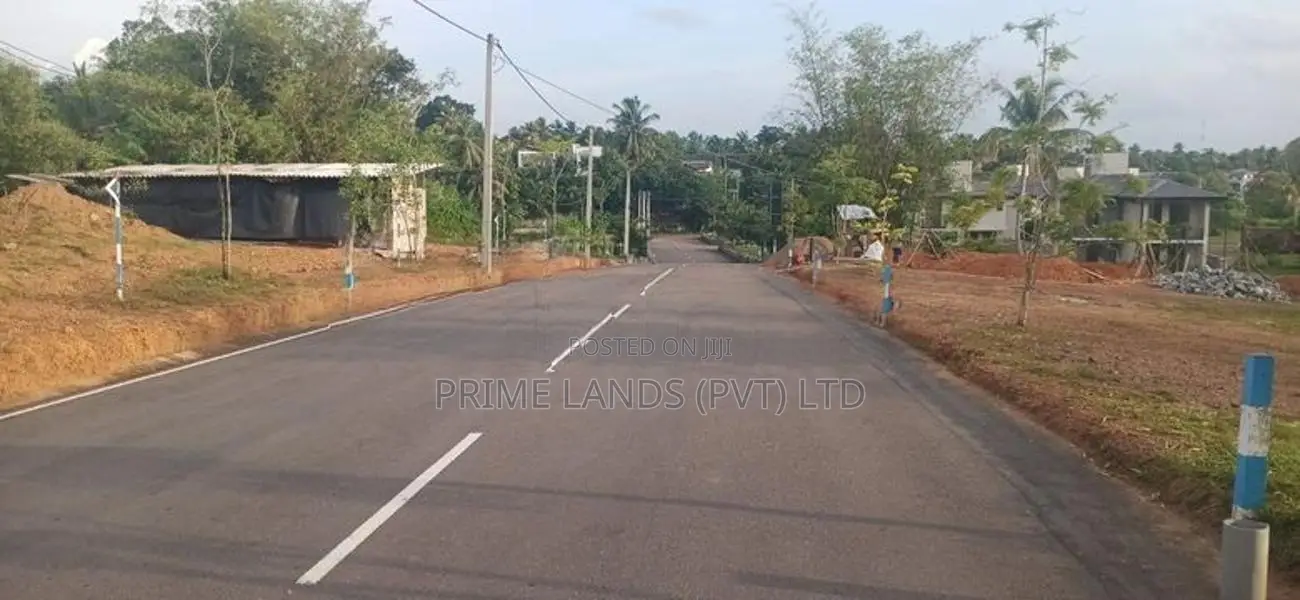 Gampaha Land for Sale