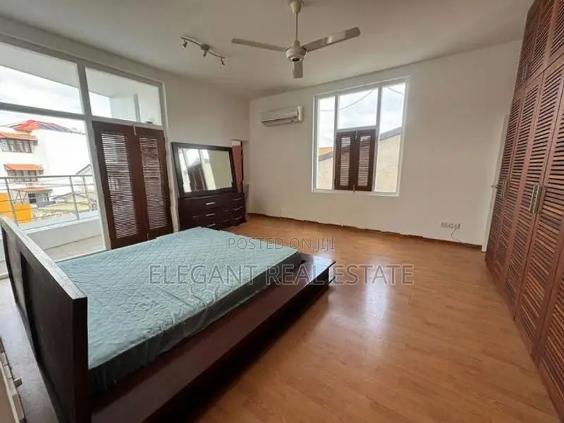 04 Bedroom Semi Furnished Storied House for Sale in Nawala (A6525)