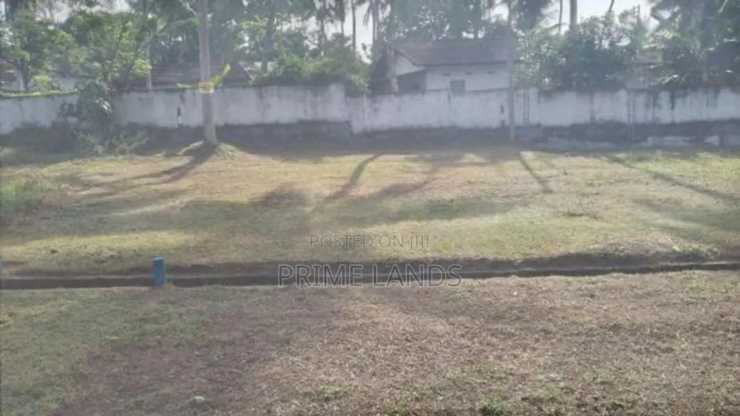 Residential Land for Sale in Athurugiriya