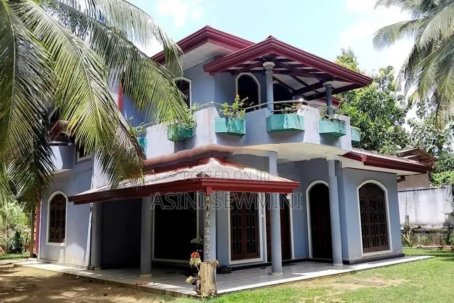 නිවසක් විකිනීමට පල්ලේබැද්ද