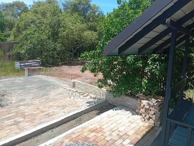 82 Perch Lagoon Front Facing Land for Sale Negombo