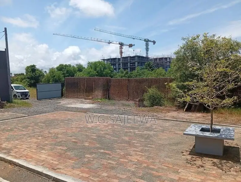 82 Perch Lagoon Front Facing Land for Sale Negombo