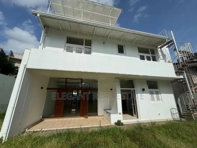 04 Bedroom Semi Furnished Storied House for Sale in Nawala (A6525)