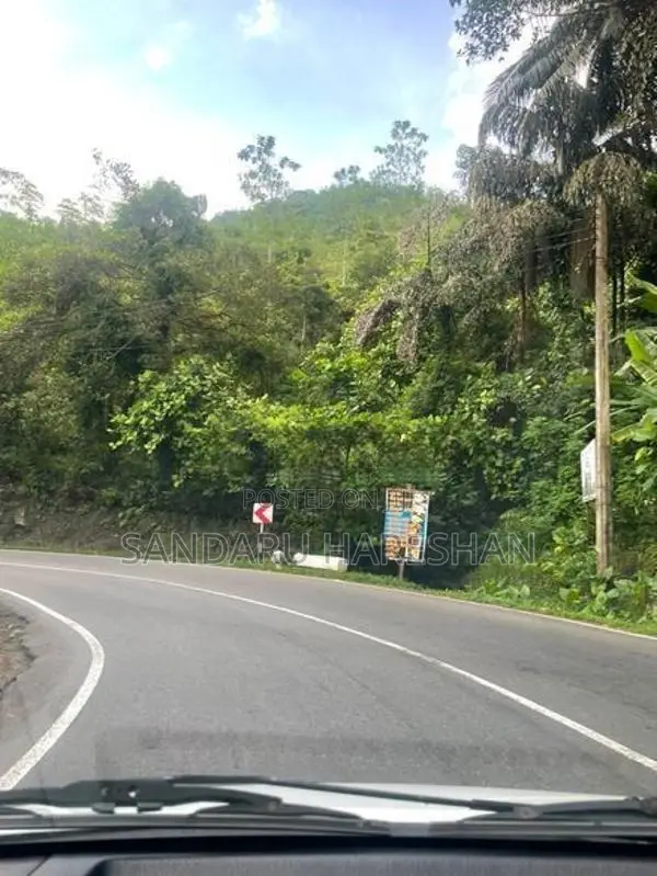 රත්නපුර ඉඩමක් විකිණීමට