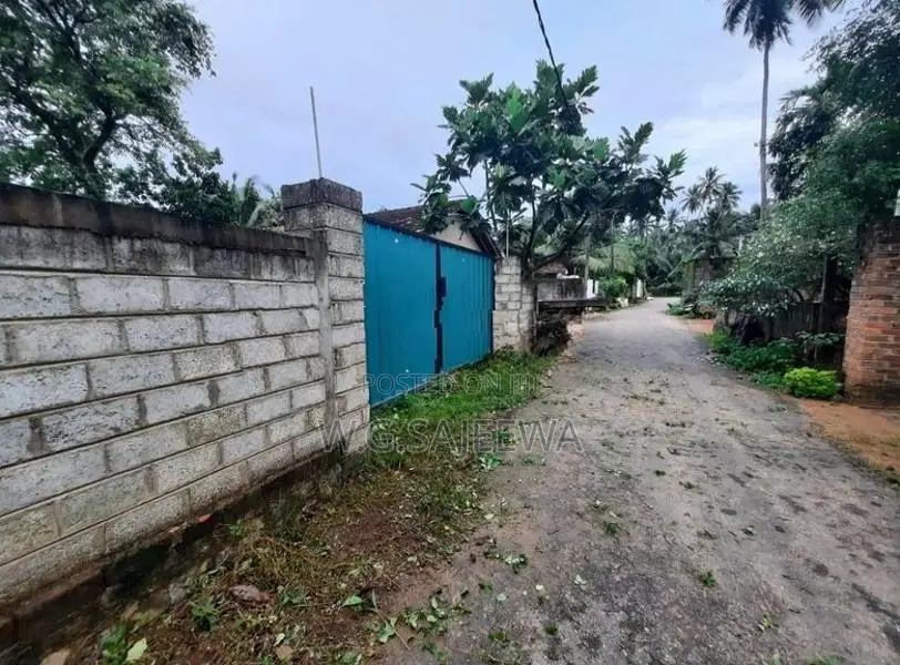 Land for Sale Jambugahawatta, Katana