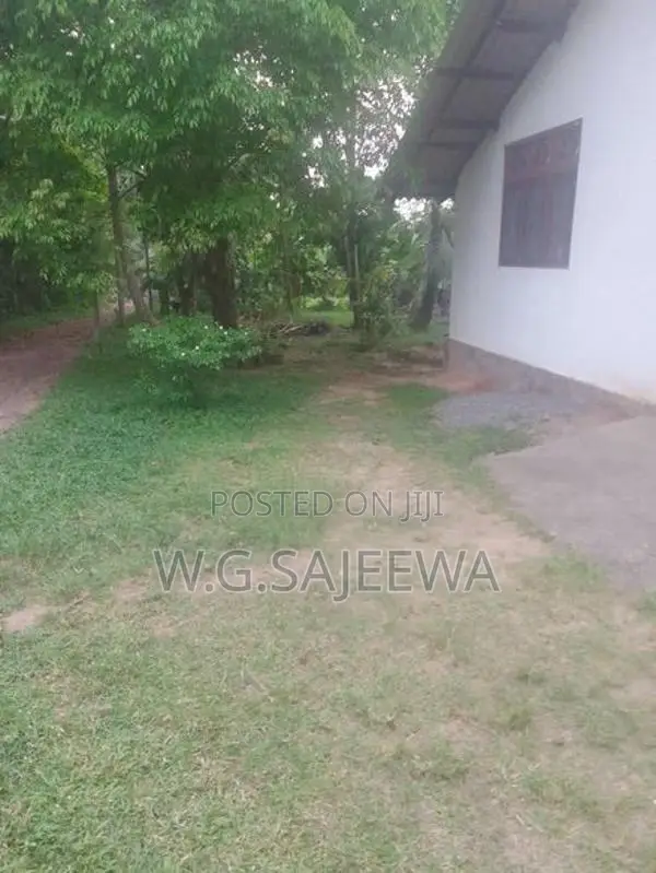 Land with House for Sale in Adiambalama