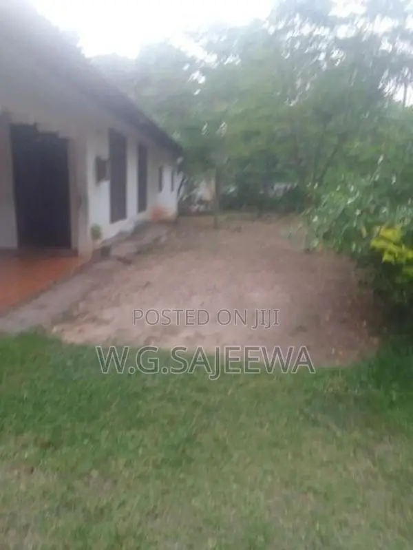 Land with House for Sale in Adiambalama