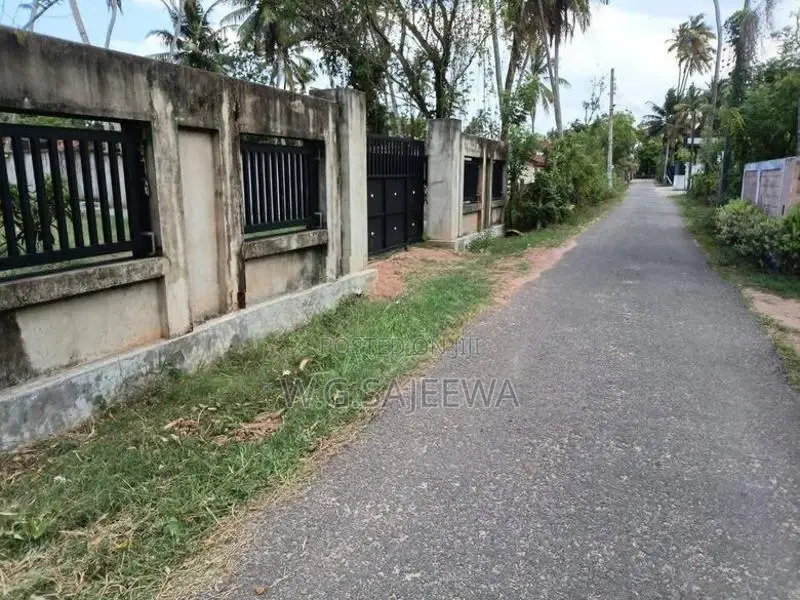 150m Main Road Land for Sale Thibirigaskatuwa, Negombo