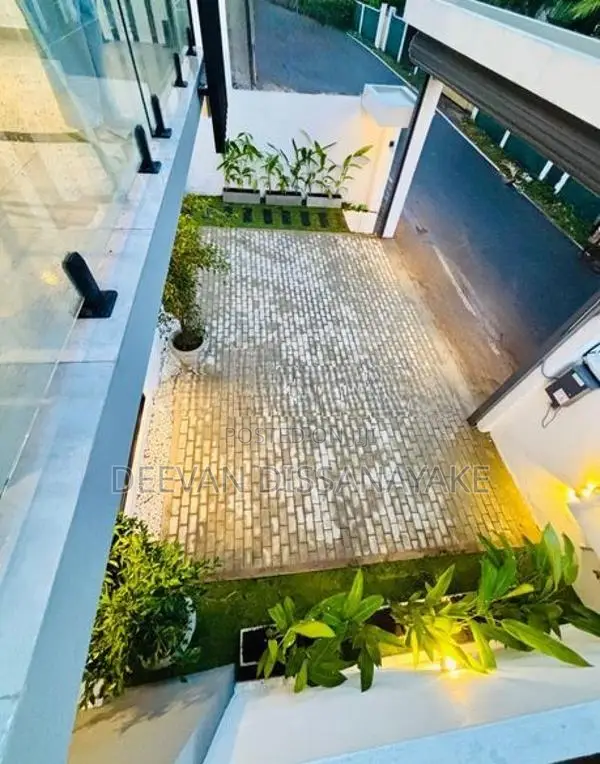 Luxury House for Sale in Wattala, Mahabage