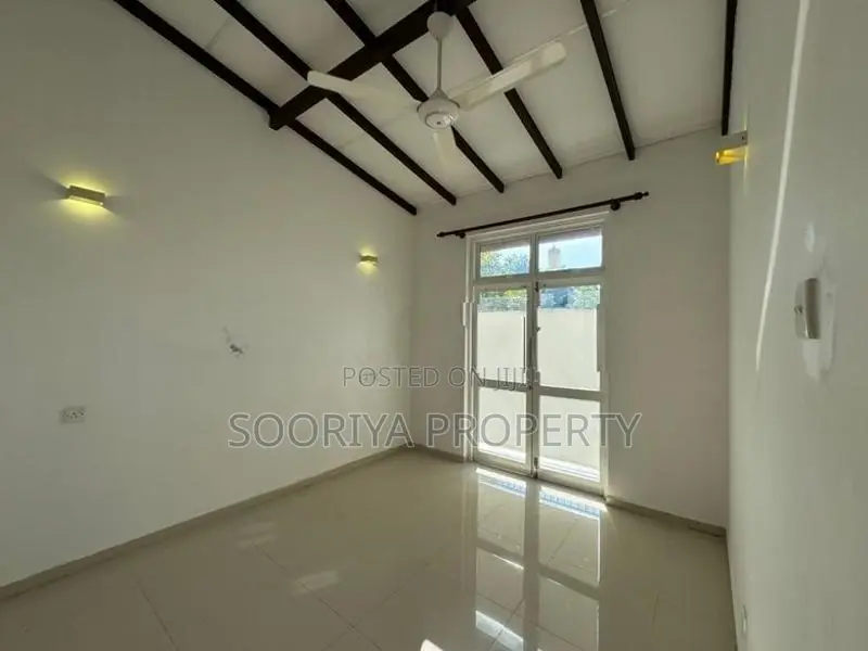 Almost Brand New House for Sale in Moratuwa Suwarapola