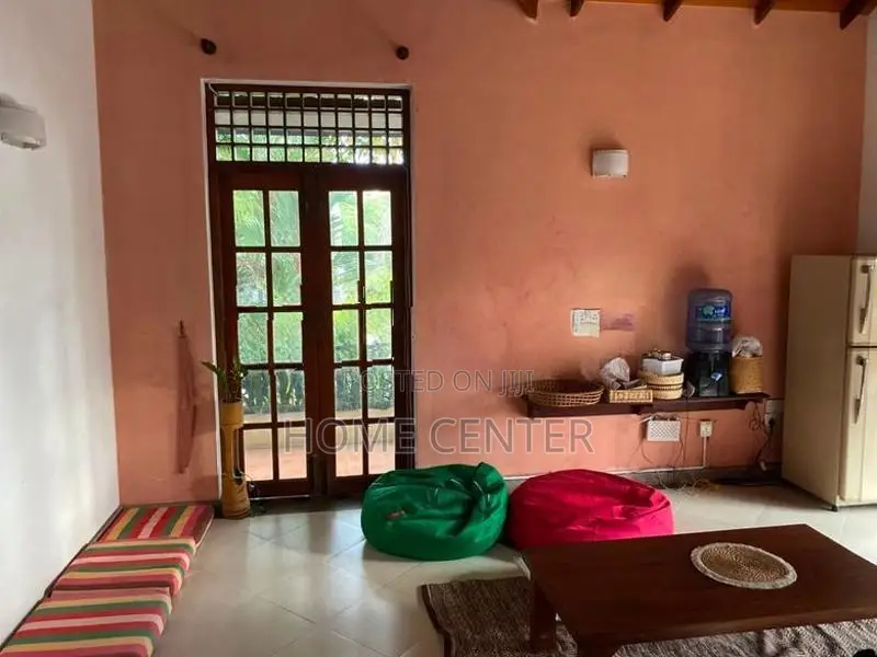5BHK Two Storied House For Rent In Ja-Ela