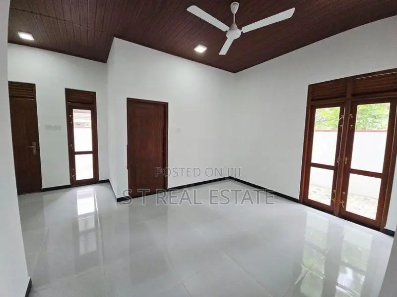 🏡 Brand New Single Story House For Sale In Kottawa