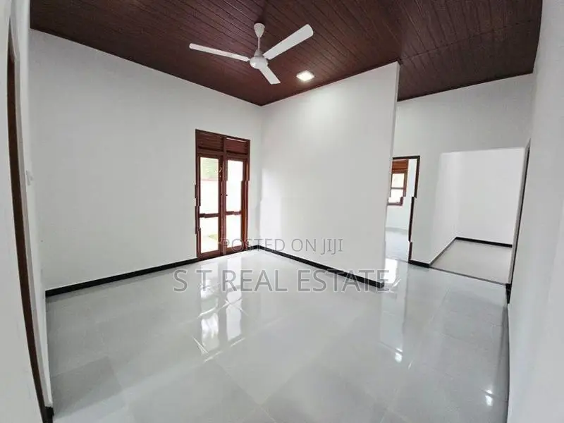 🏡 Brand New Single Story House For Sale In Kottawa
