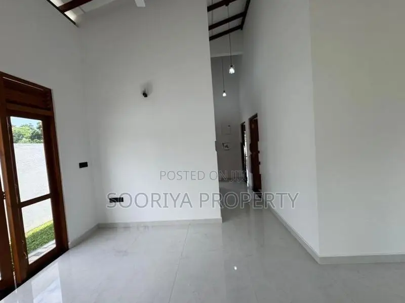 Superb Brand New House for Sale in Piliyandala