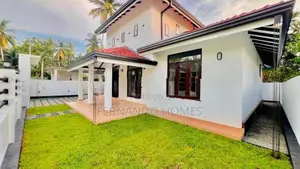 All Good Well Built Luxury Single Story House Sale In Negombo