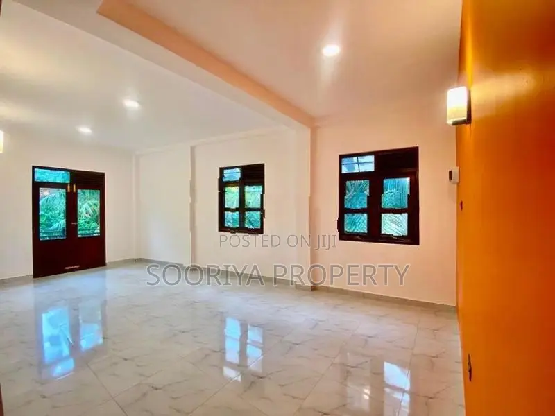 Super Luxury House for Sale in Piliyandala