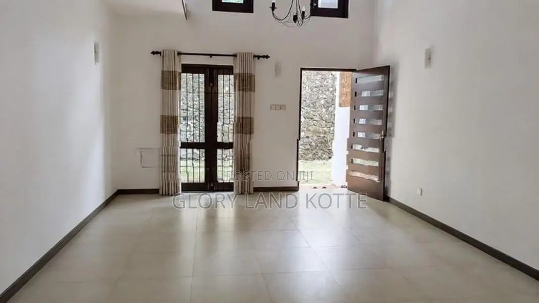 2 Storey House for Rent in Thalawathugoda