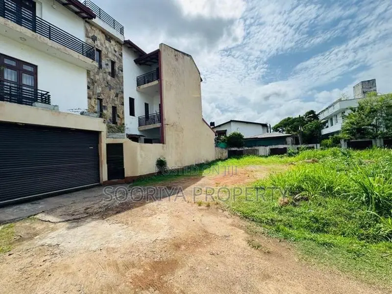Highly Residential Land for Sale in Boralesgamuwa
