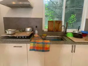Luxury Rooms Bungalow Type Makola (සුඛෝපභෝගී නවාතැන් පහසුකම්