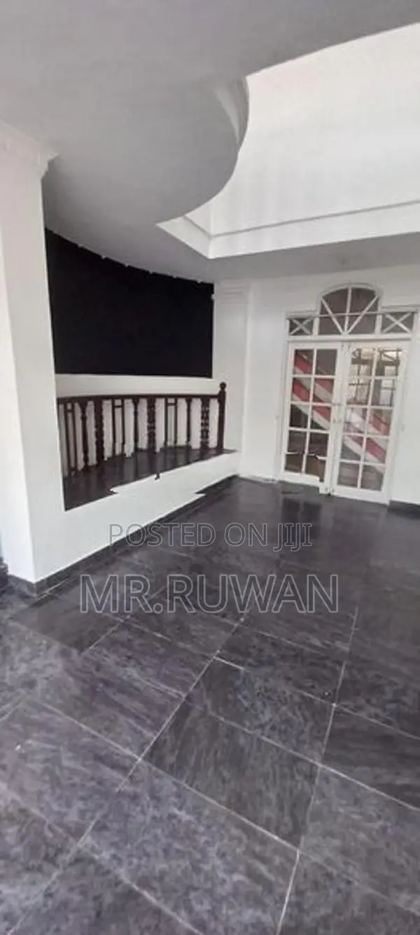 6 Bedroom House for Rent in Colombo 4
