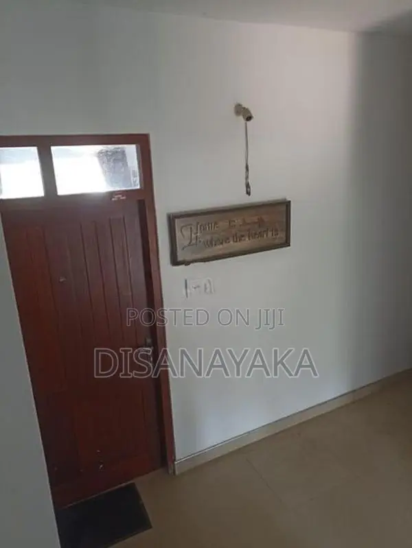 5 Storey Luxury Apartment for Sale in Battaramulla Ds6716