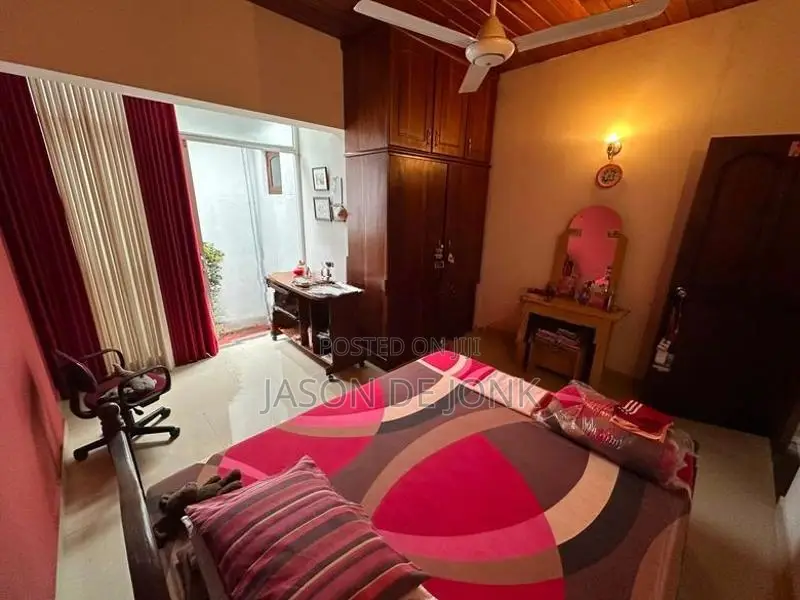 11 Perch House for SALE in Malabe (H26040)
