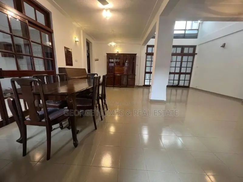 5 Bedroom House for Rent at Rosmead Place, Colombo 7