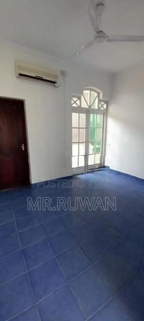 6 Bedroom House for Rent in Colombo 4