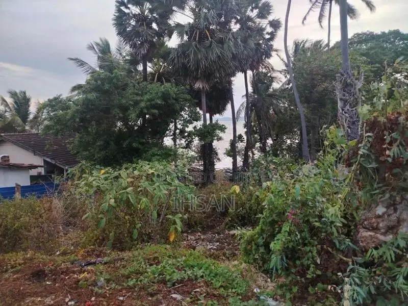 18 Perch Land For Sale – Makkulootru, Trincomalee