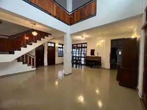 5 Bedroom House for Rent at Rosmead Place, Colombo 7