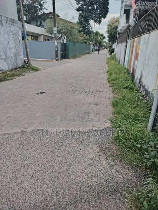 Shop / Commercial Property for Sale – Attidiya